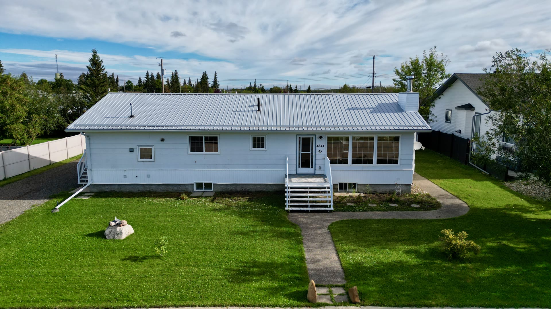 Front exterior of 4844 47 Avenue in Chipman