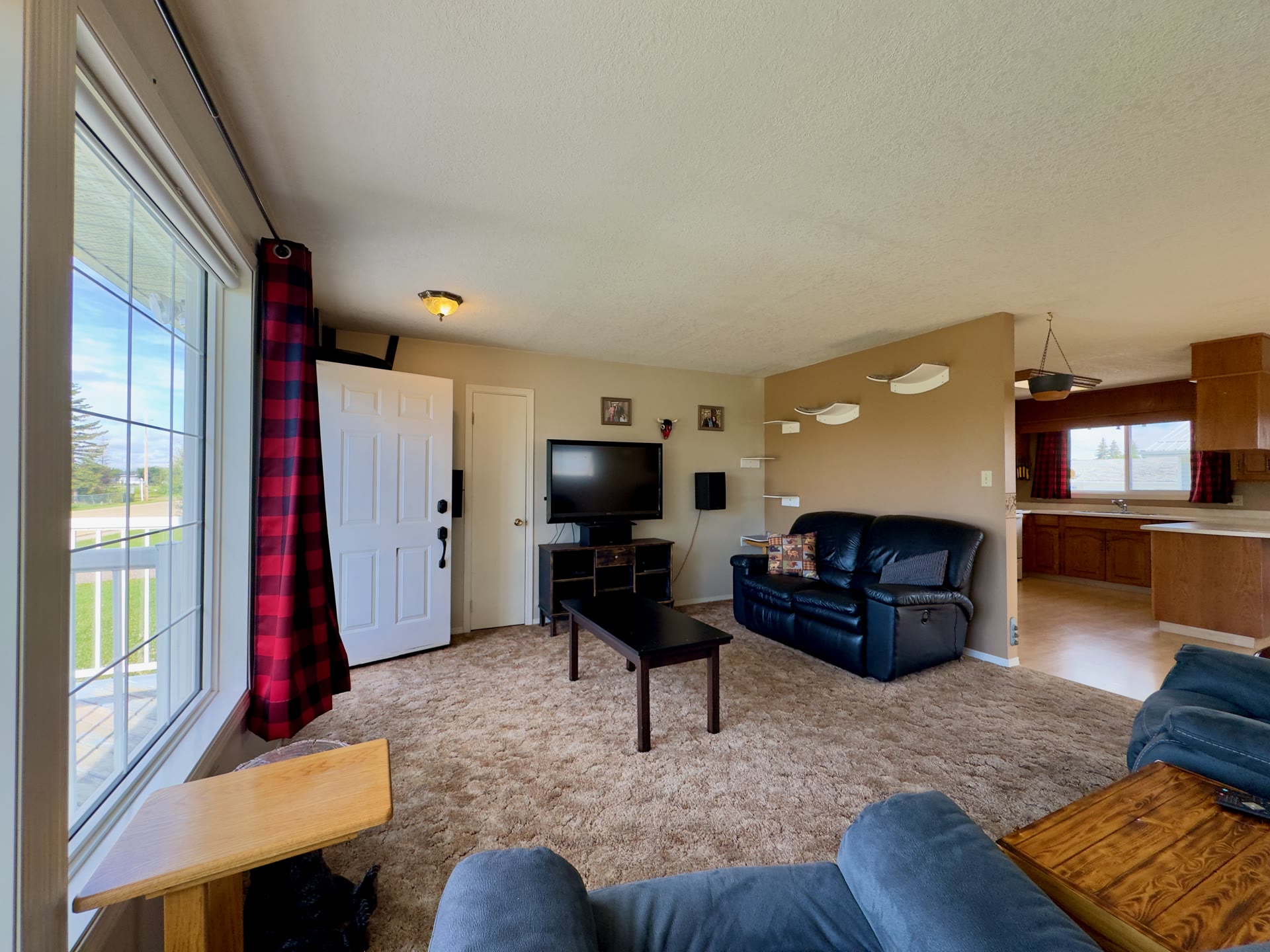 4844 47 Avenue property photo 5